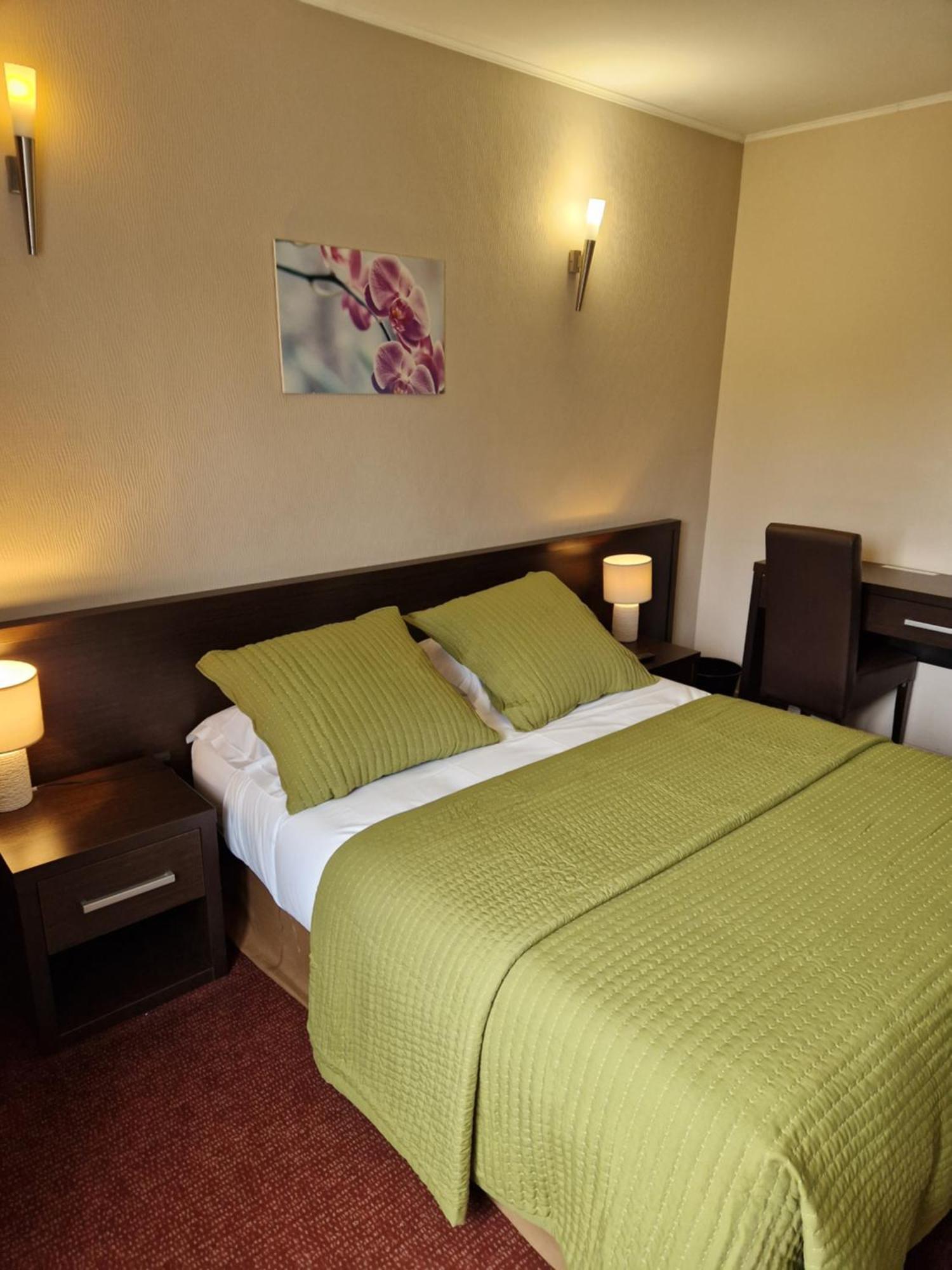Hotel Bal Tournehem Экстерьер фото