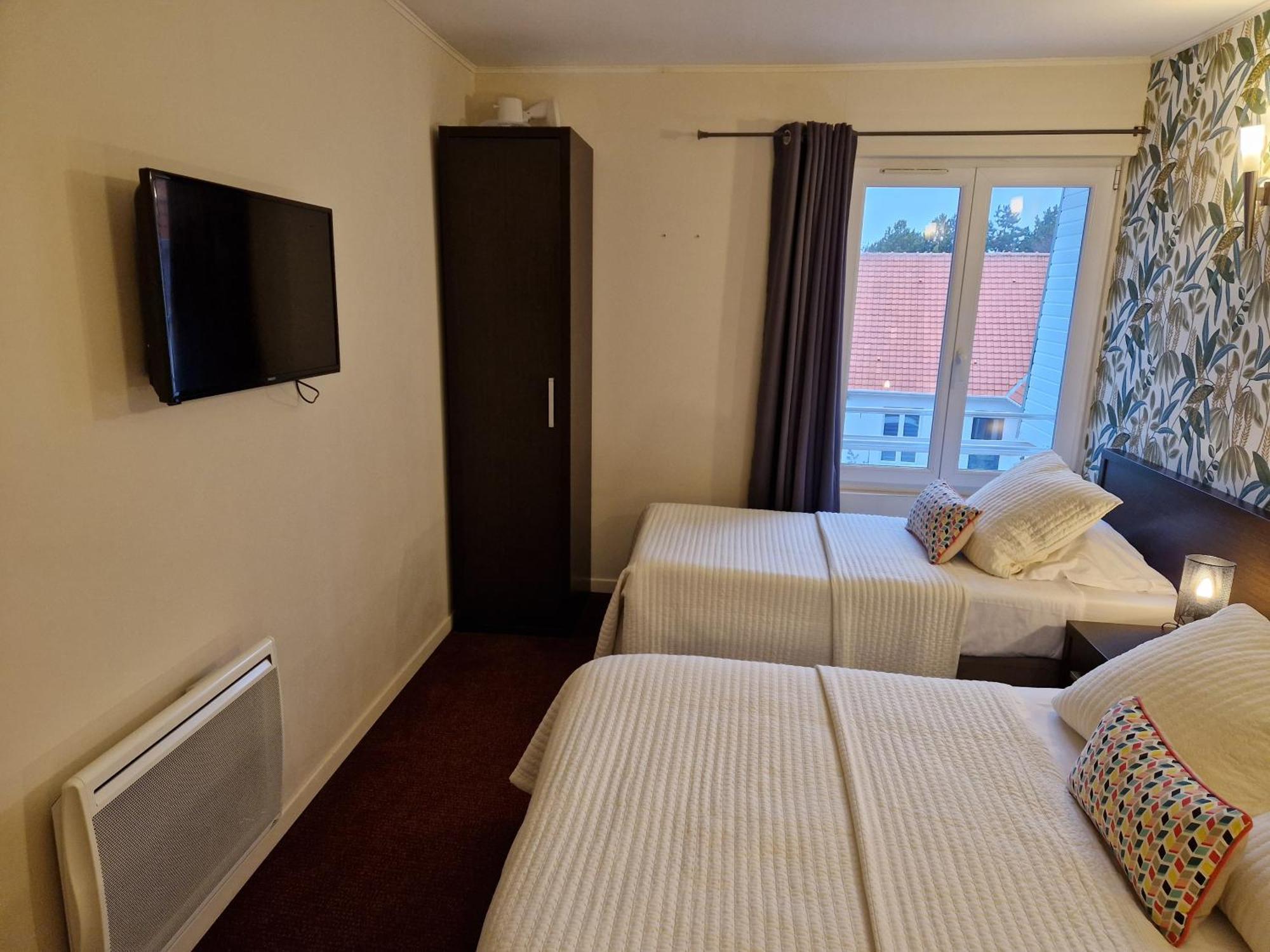 Hotel Bal Tournehem Экстерьер фото